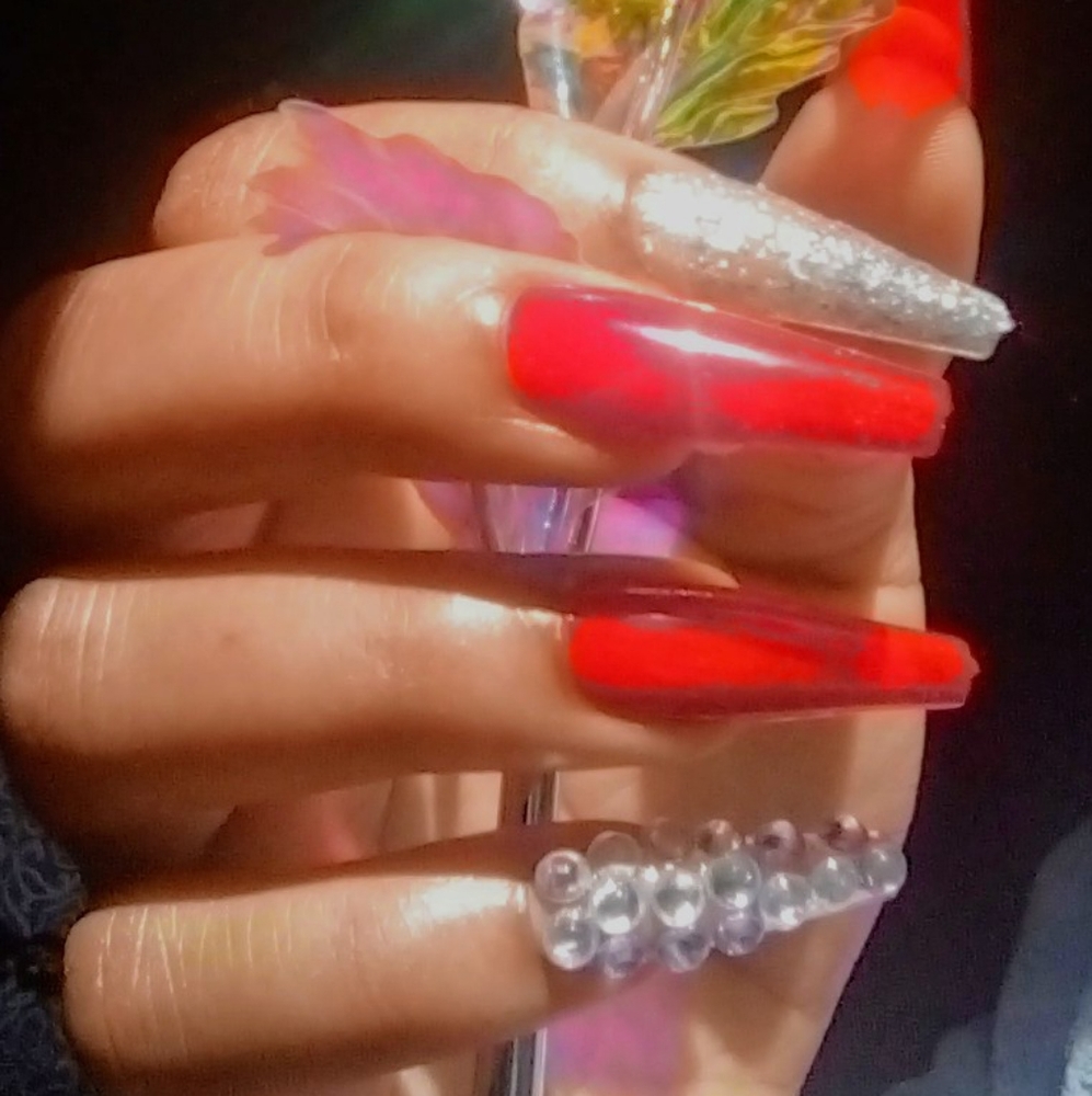 Meet your Posher, Desi